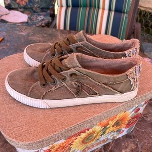 Blowfish fruit sneaker